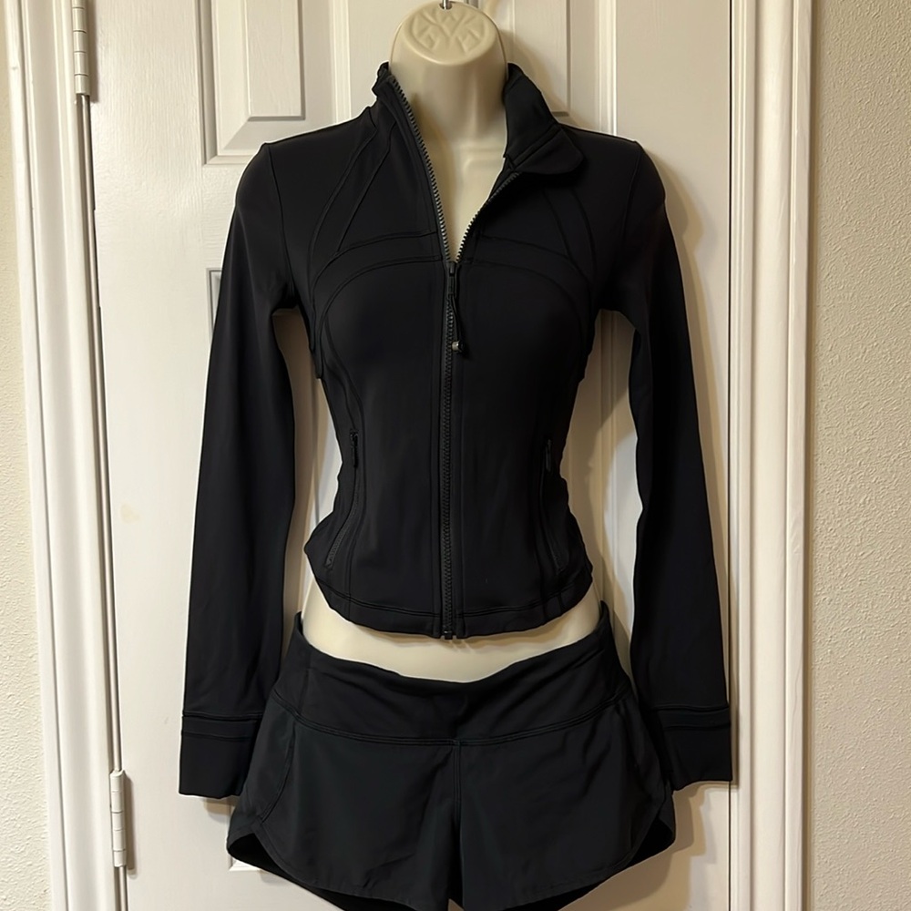 RARE! NWOT Lululemon Local HNL collection. Define jacket.